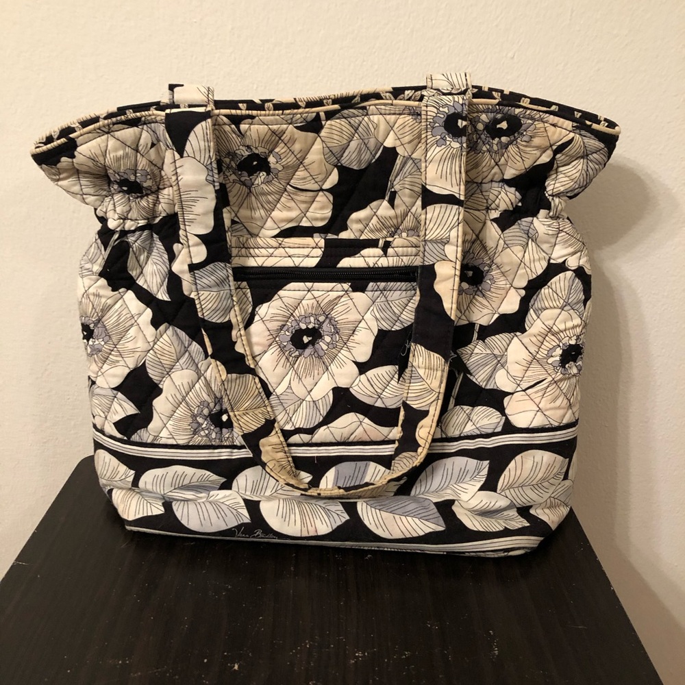 Vera Bradley Handbag in Camilla